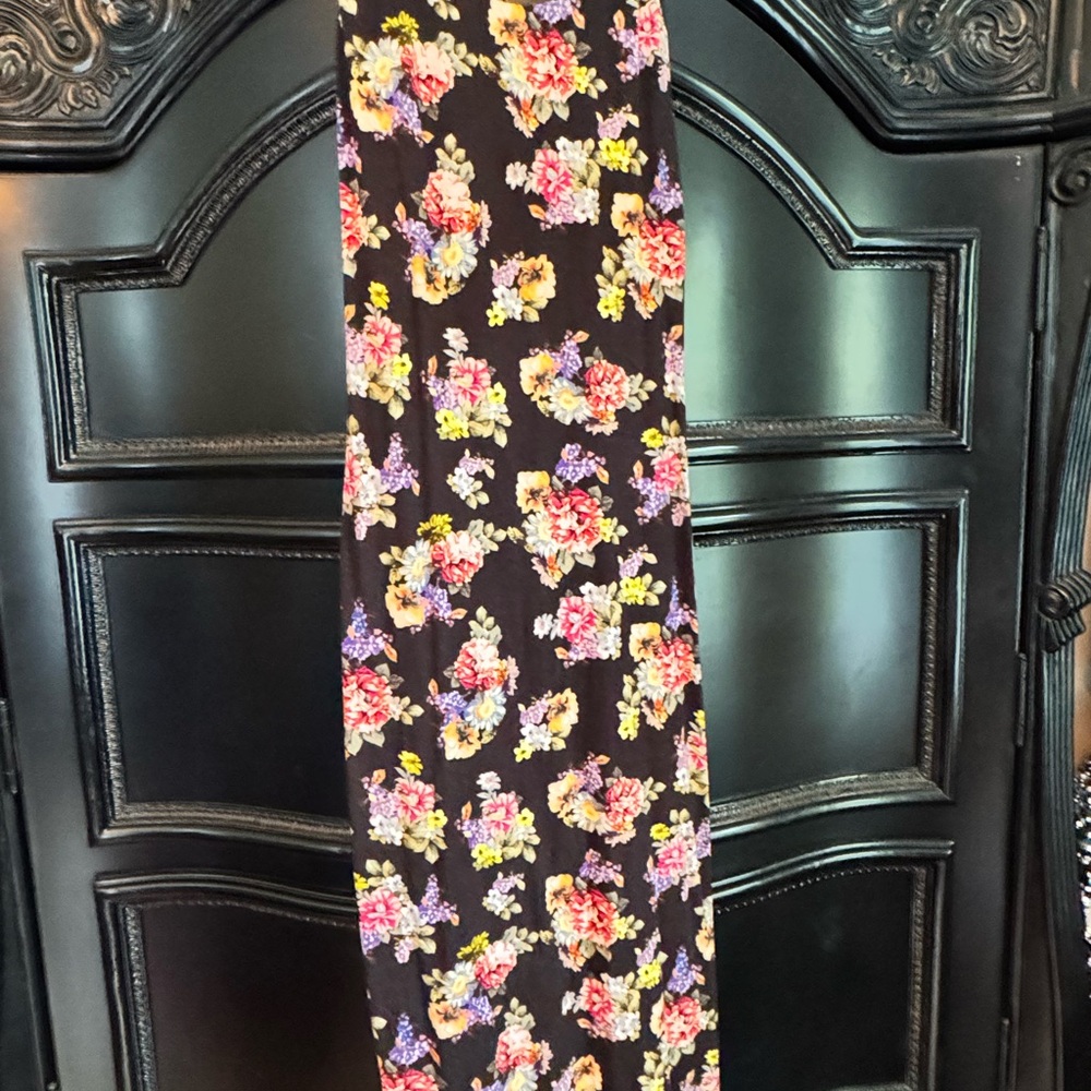 Alice + Olivia Black Floral Midi Dress